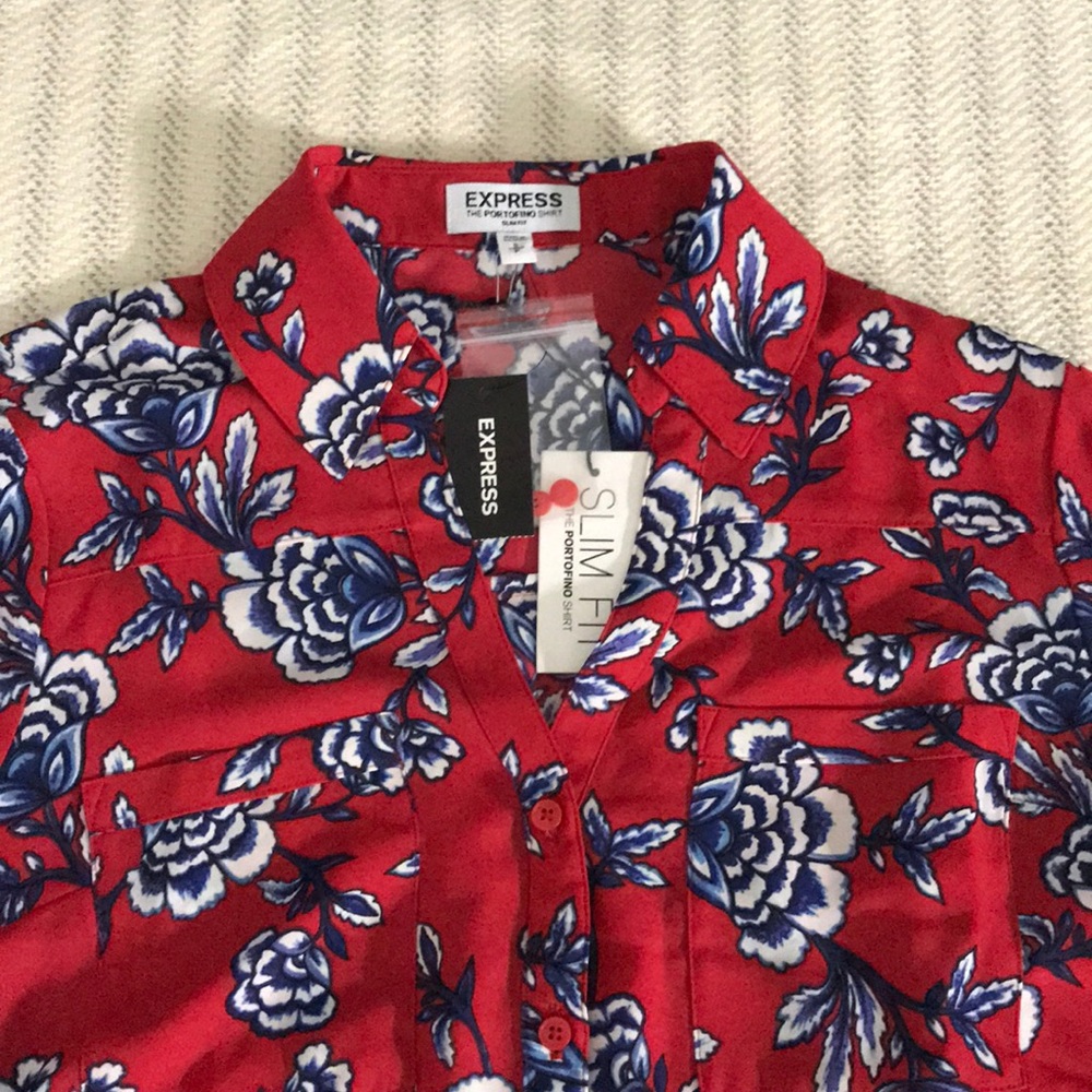 NWT Long sleeve button down blouse